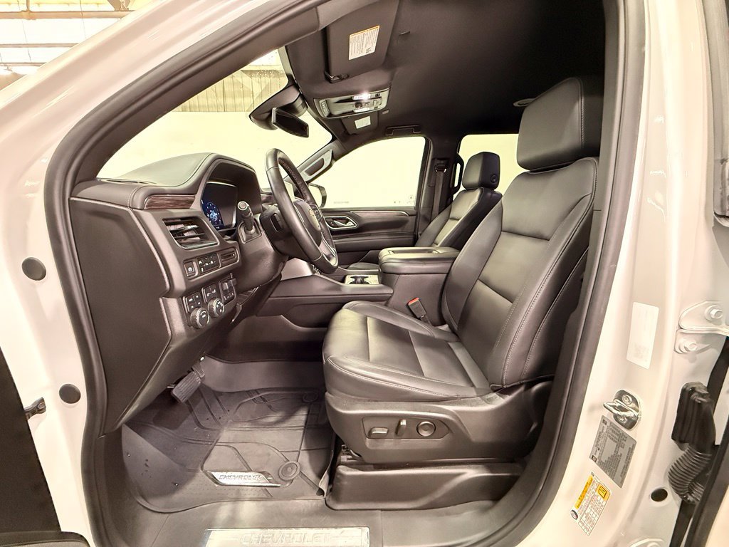 Used 2023 Chevrolet Suburban LT w/ Max Trailering Package AWD/4WD image 18