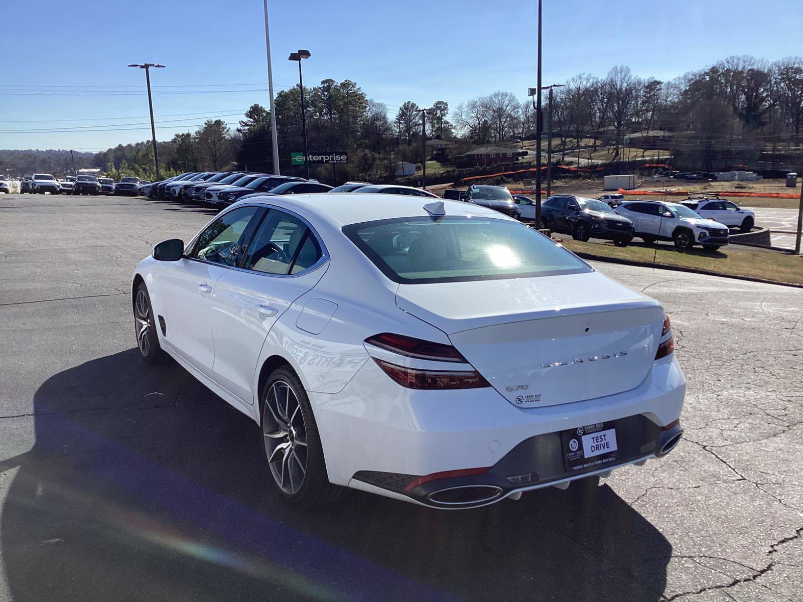 Used 2025 Genesis G70 2.5T image 7