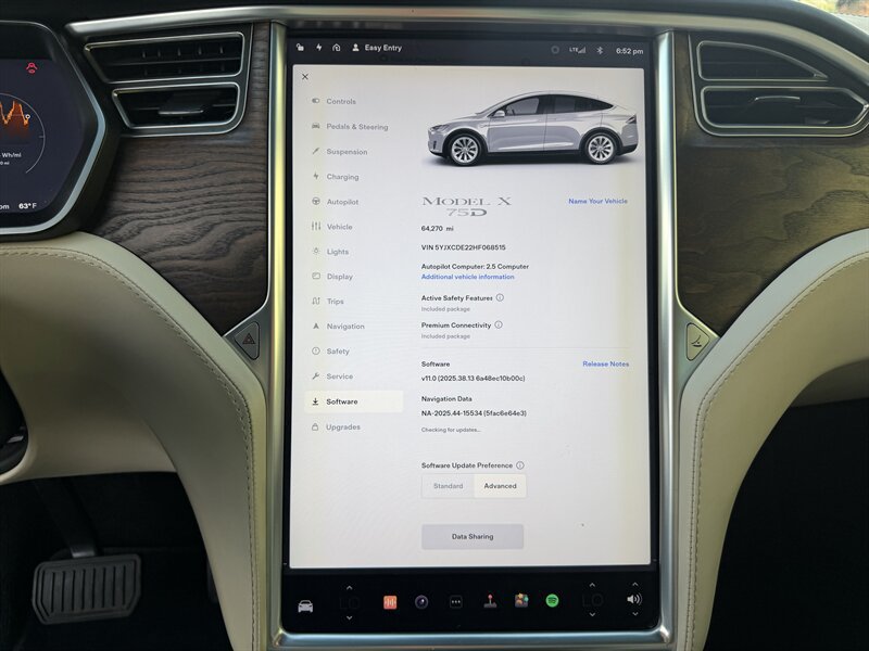 Used 2017 Tesla Model X 75D AWD/4WD image 18