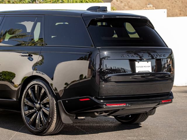 New 2026 Land Rover Range Rover Long Wheel Base SV AWD/4WD image 10