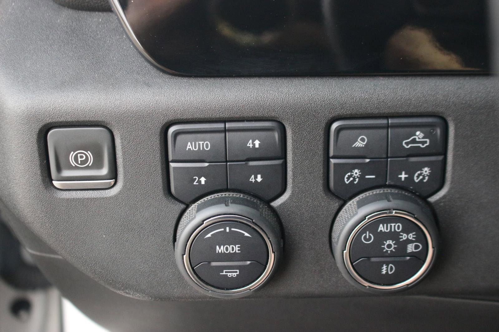 Used 2023 Chevrolet Silverado 1500 LTZ w/ LTZ Premium Package image 37