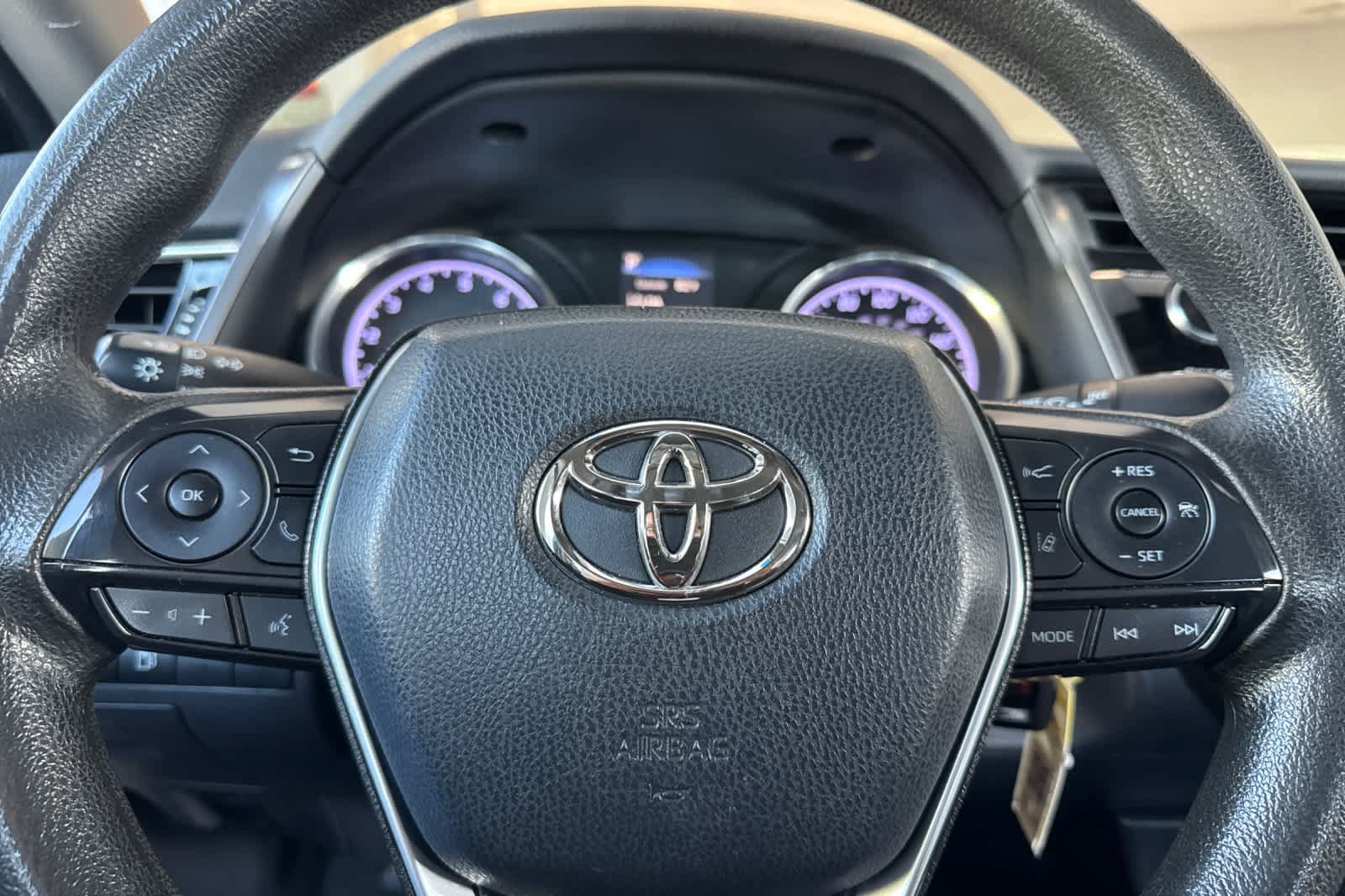 Used 2018 Toyota Camry LE FWD image 22