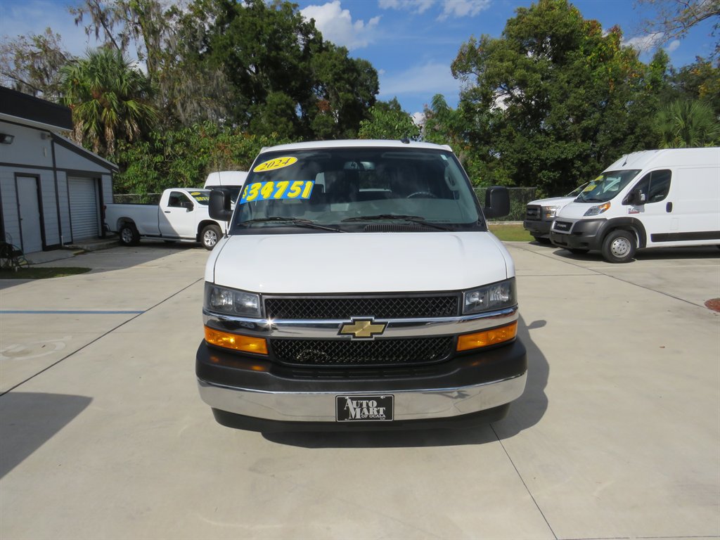 Used 2024 Chevrolet Express 3500 LS w/ Chrome Appearance Package RWD image 2