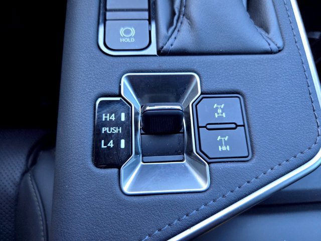 Certified 2024 Lexus GX 550 AWD/4WD image 33