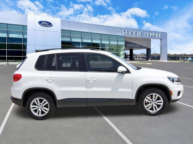 Used 2017 Volkswagen Tiguan S FWD image 5
