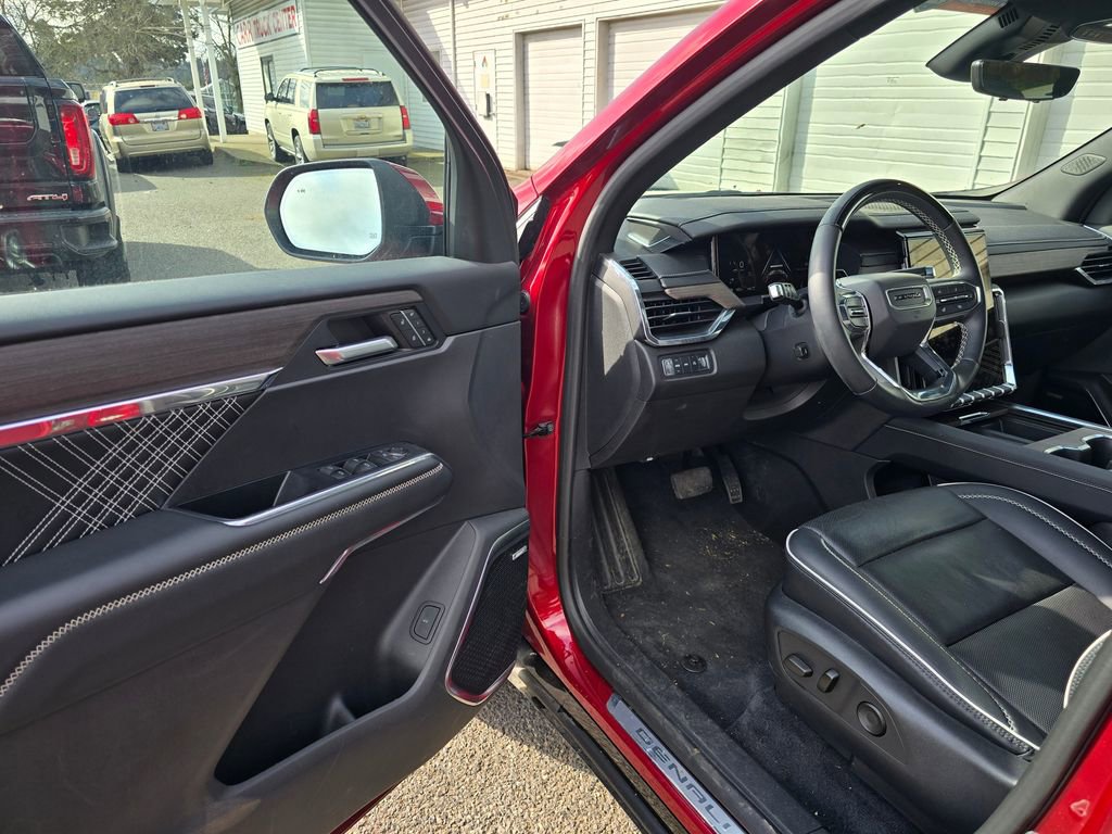 Used 2024 GMC Acadia Denali w/ Super Cruise Package image 60