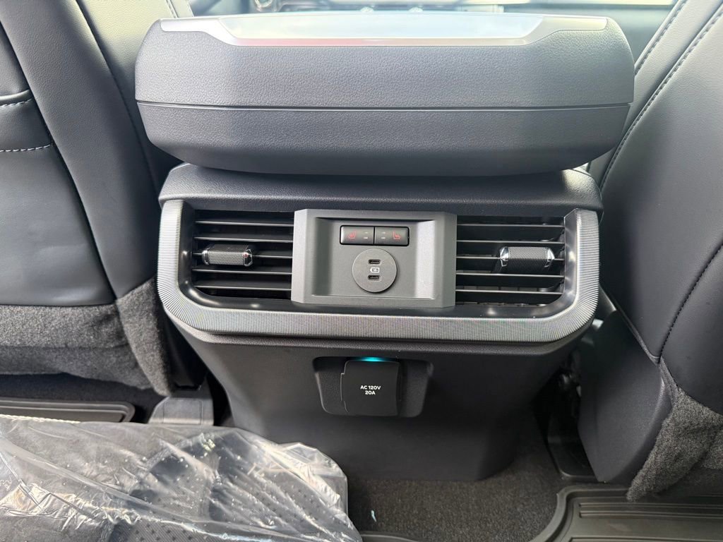 New 2025 Ford F150 Platinum w/ Equipment Group 702A High image 24