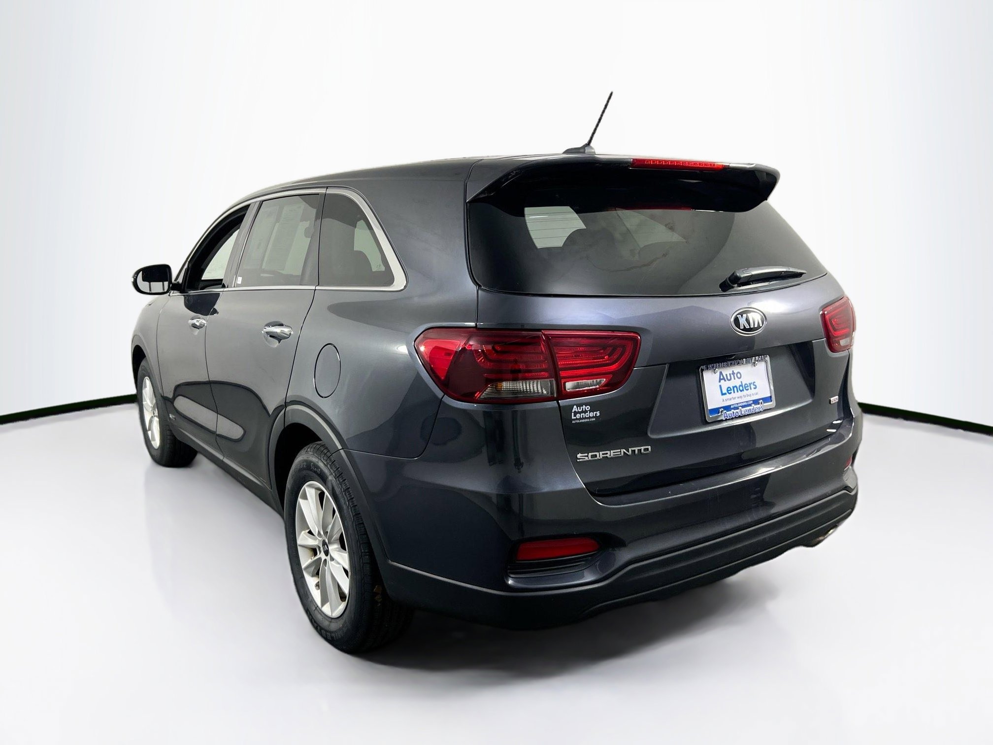 Used 2019 Kia Sorento LX image 7
