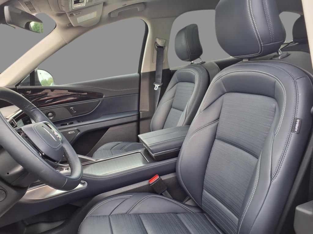 New 2025 Lincoln Nautilus Reserve AWD/4WD image 5