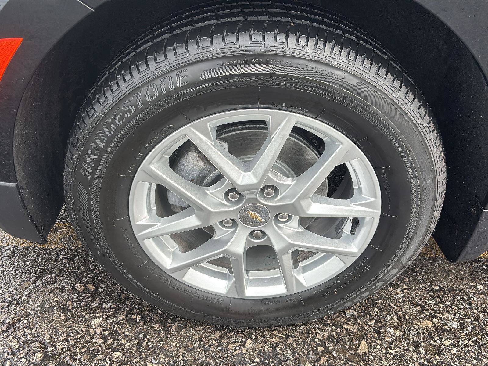 Used 2024 Chevrolet Equinox LT AWD/4WD image 5