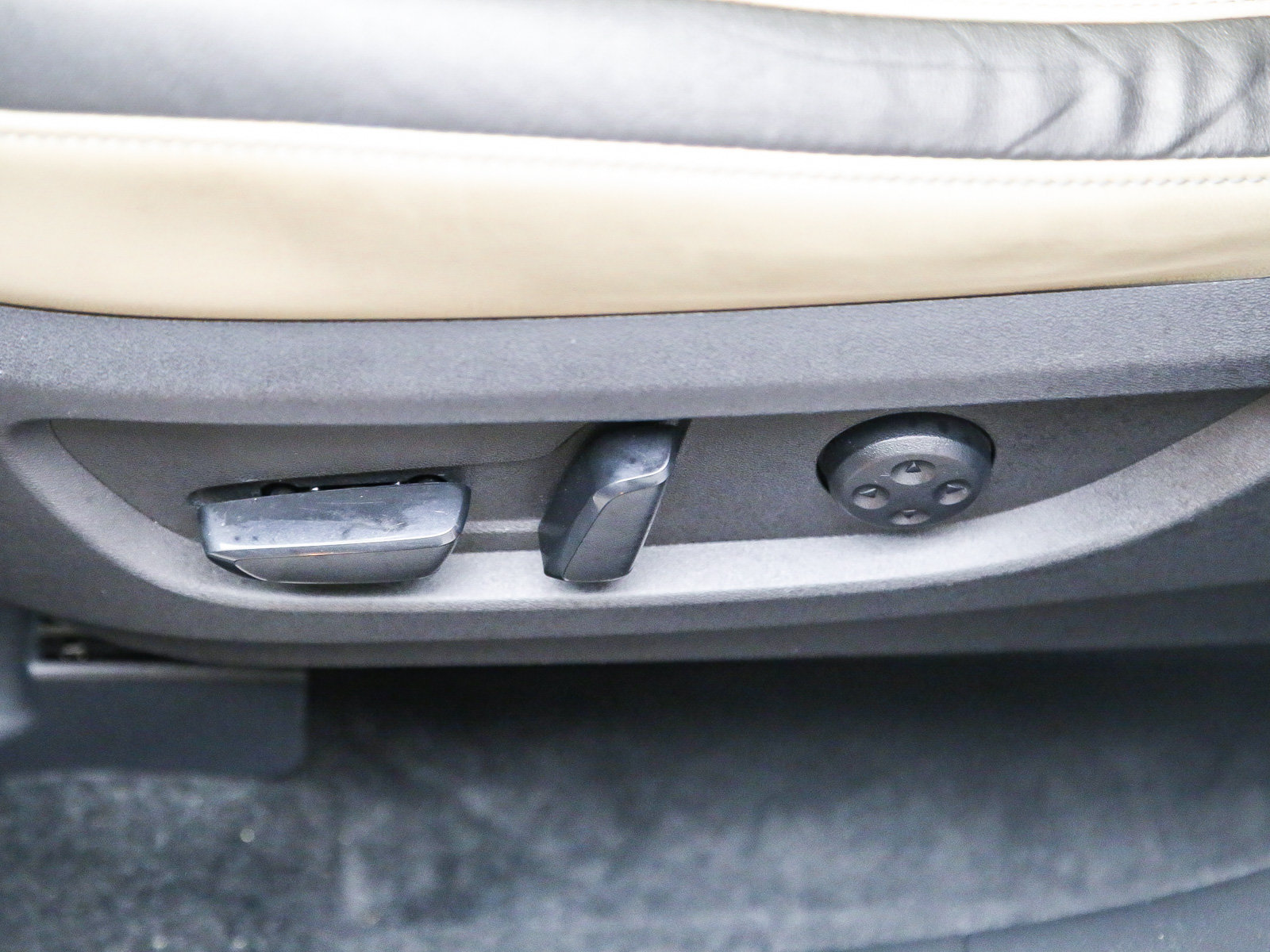 Used 2022 INFINITI QX50 Luxe FWD image 22