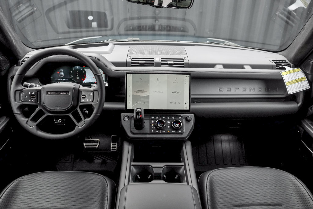 New 2026 Land Rover Defender 110 OCTA AWD/4WD image 21