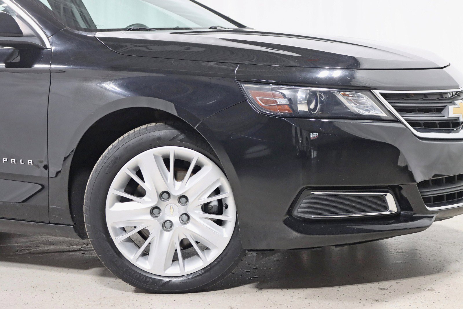 Used 2018 Chevrolet Impala LS image 5