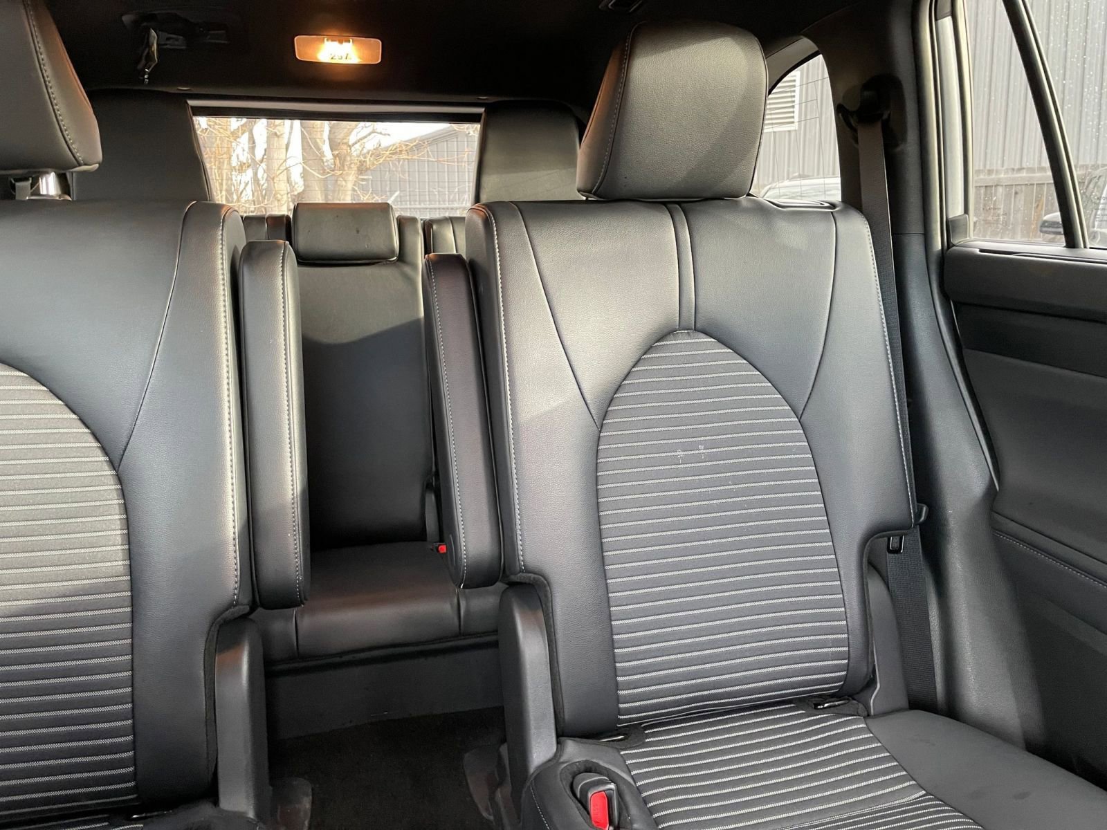 Used 2025 Toyota Highlander XSE image 40