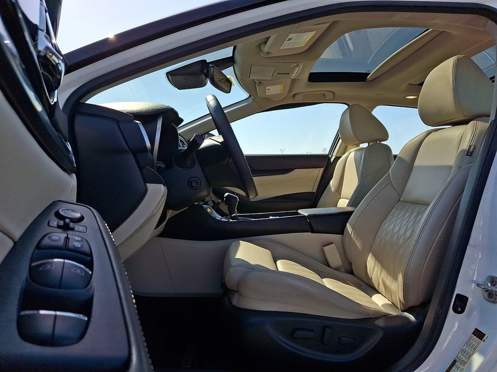 Certified 2023 Nissan Maxima Platinum w/ Sport Mat Group FWD image 14