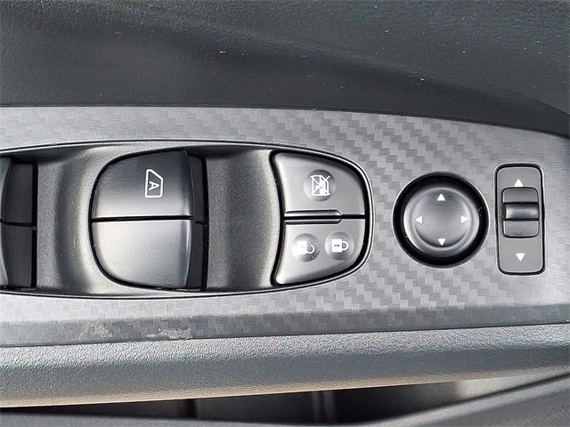 Used 2024 Nissan Altima 2.5 SV image 25