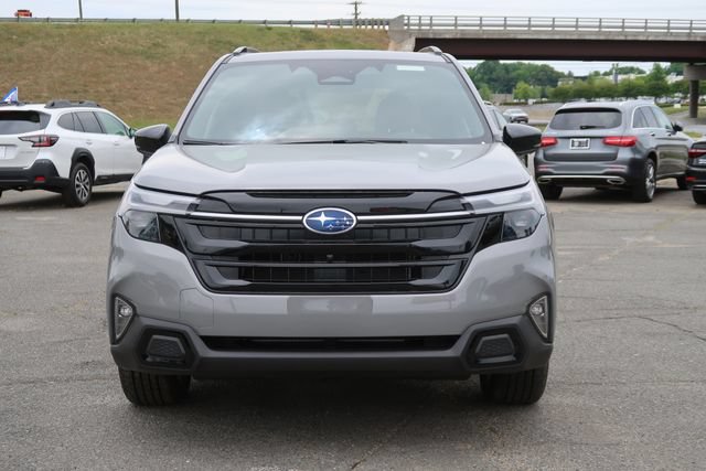 Used 2025 Subaru Forester Touring w/ Protection Package AWD/4WD image 2