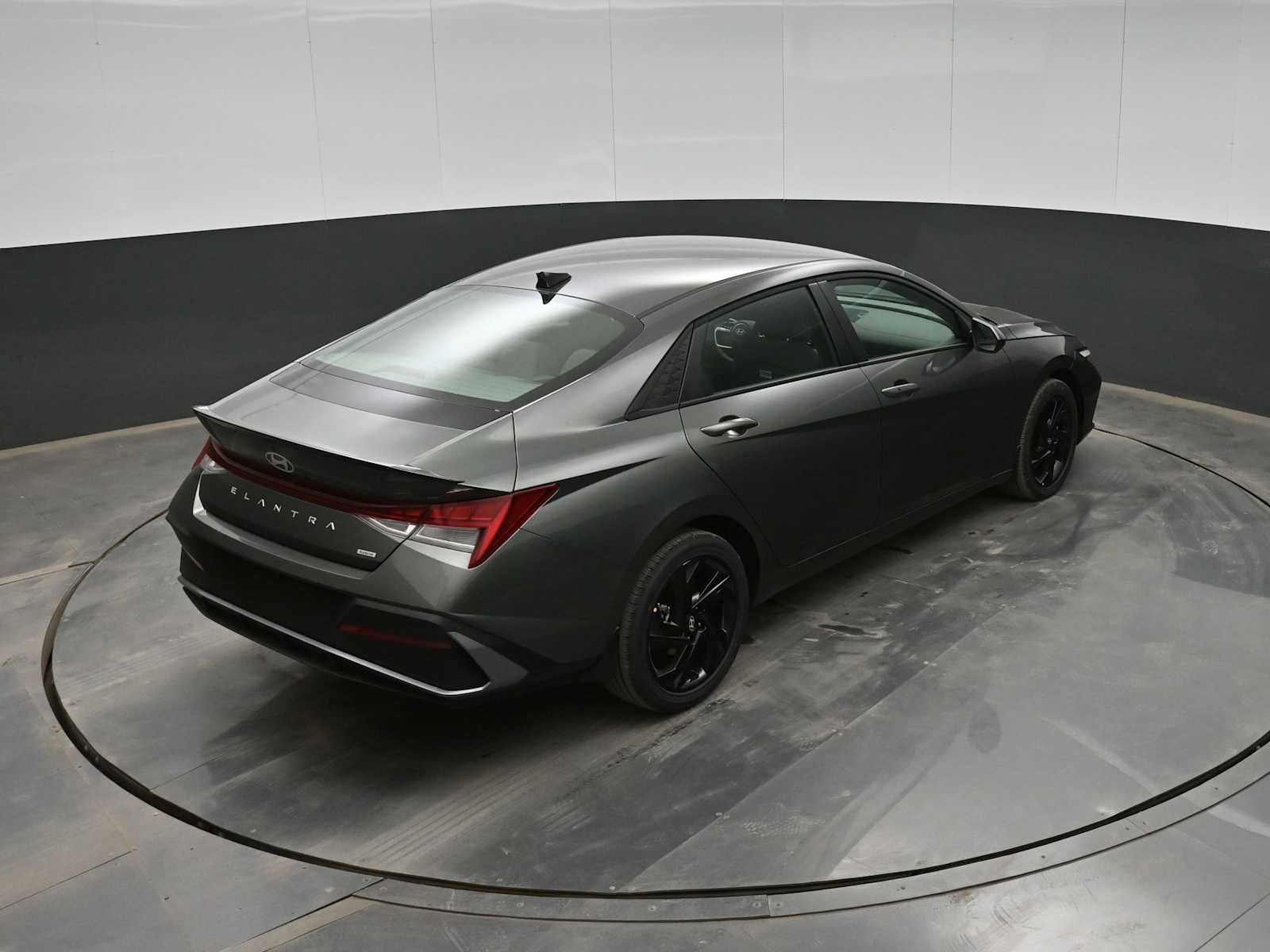 New 2026 Hyundai Elantra Sport image 28