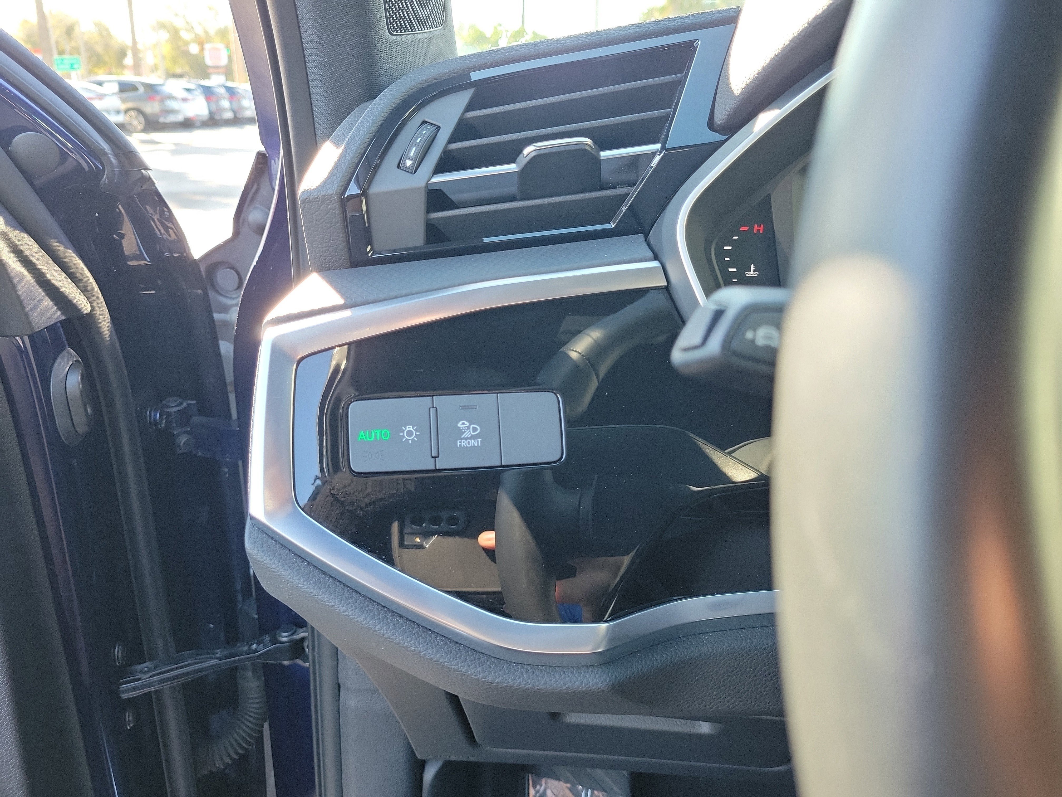 Used 2021 Audi Q3 2.0T Premium Plus w/ Premium Plus Package image 33