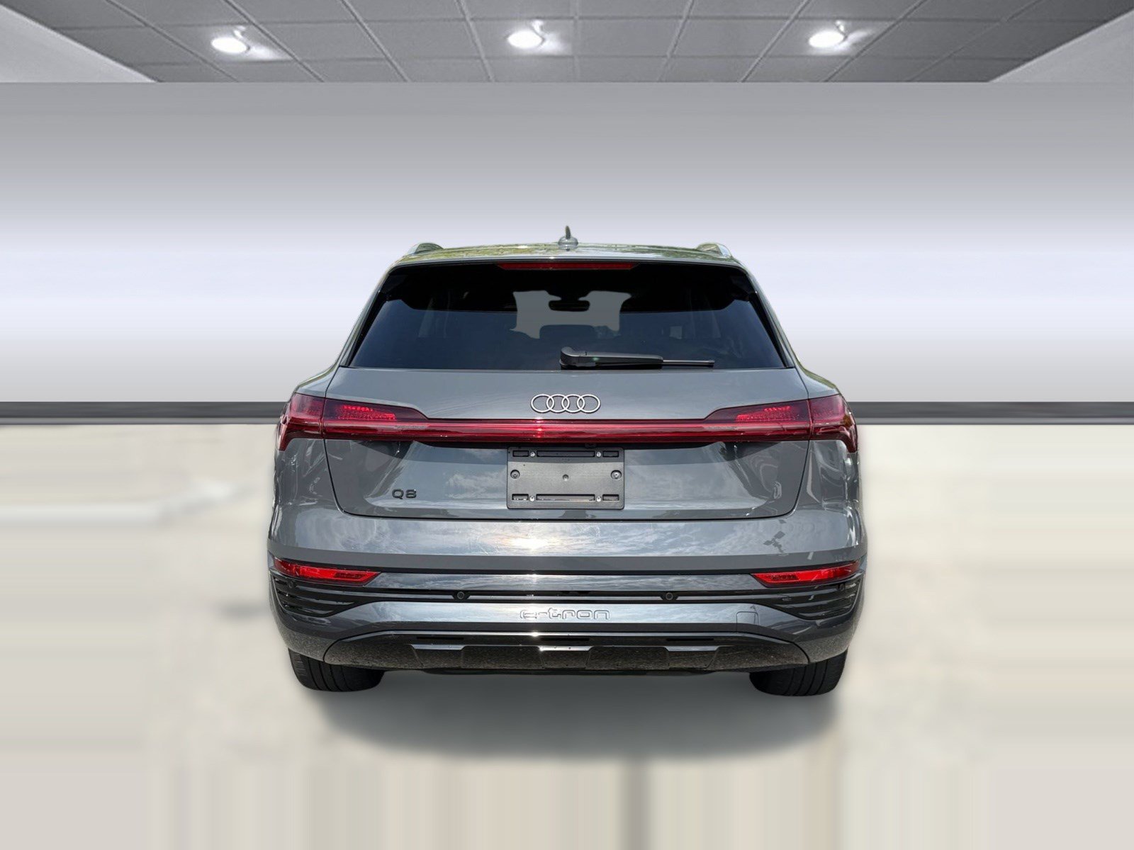 Used 2024 Audi Q8 e-tron Premium AWD/4WD image 10