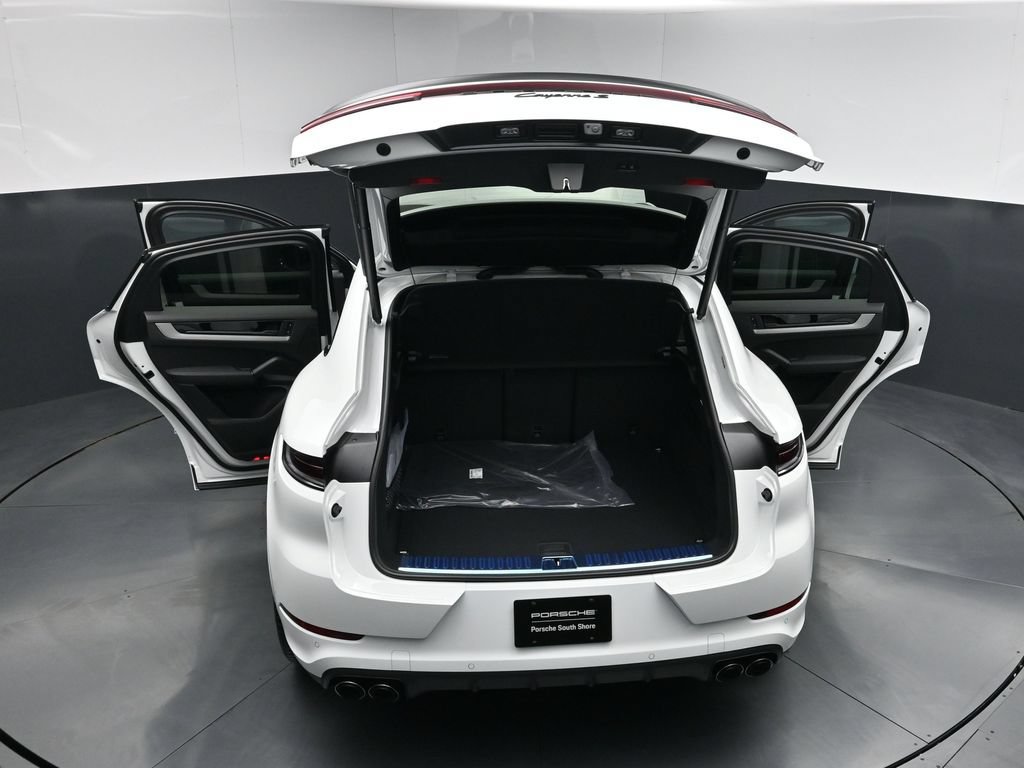 New 2026 Porsche Cayenne S AWD/4WD image 31