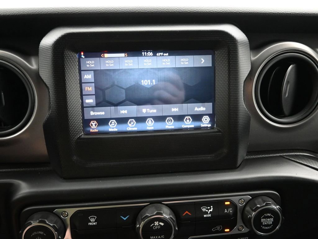 Used 2022 Jeep Wrangler Unlimited Sport AWD/4WD image 17
