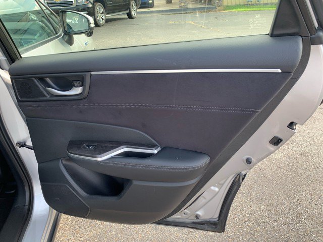 Used 2018 Honda Clarity Touring image 15