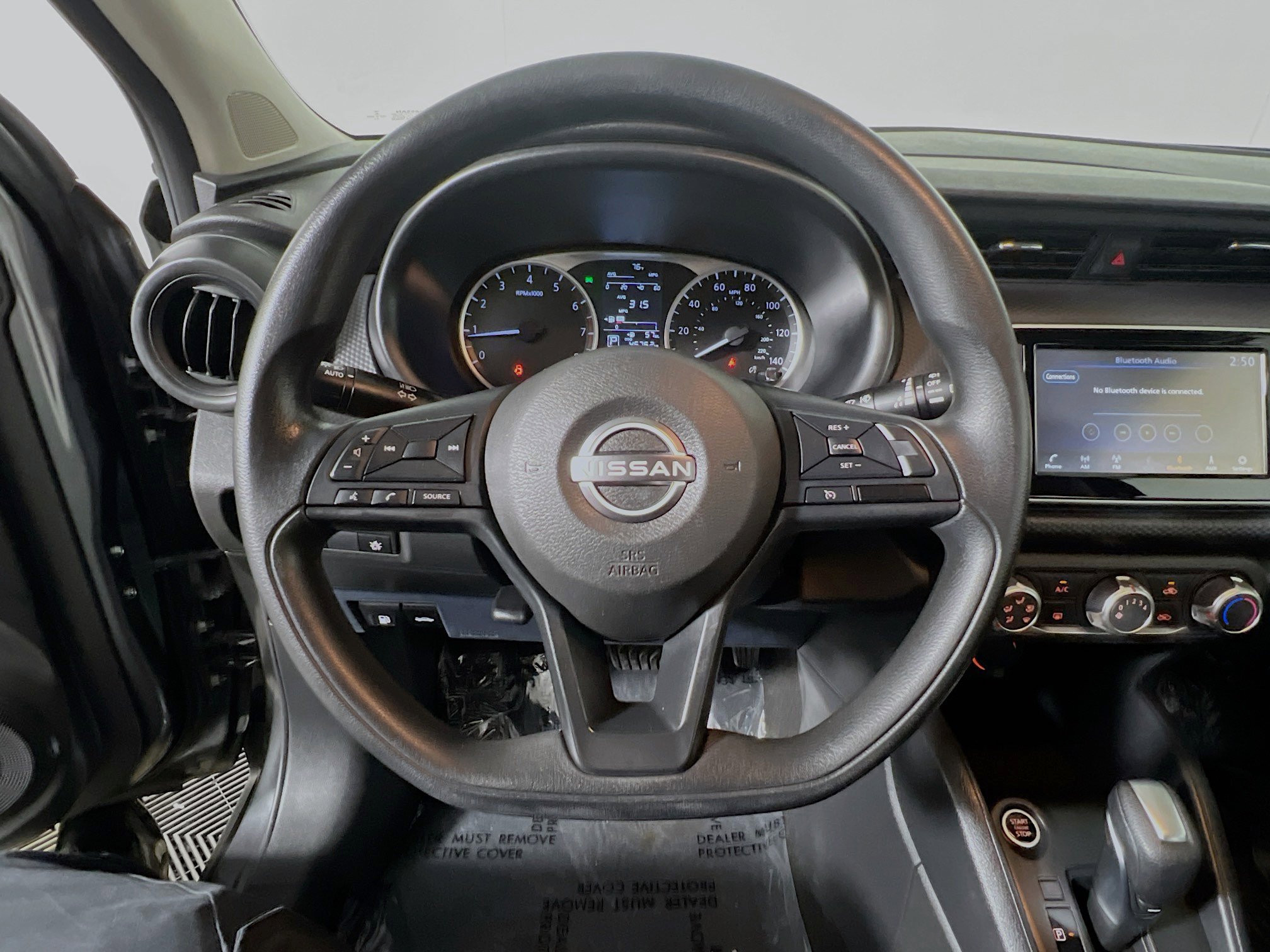 Used 2023 Nissan Kicks S image 17