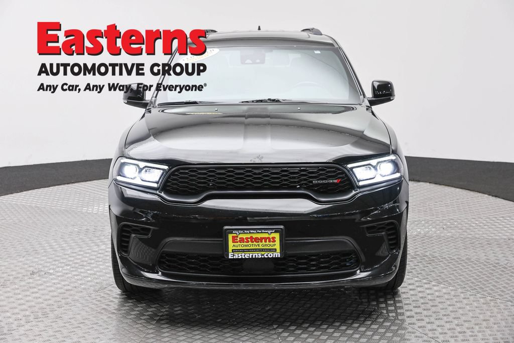 Used 2024 Dodge Durango GT RWD image 2