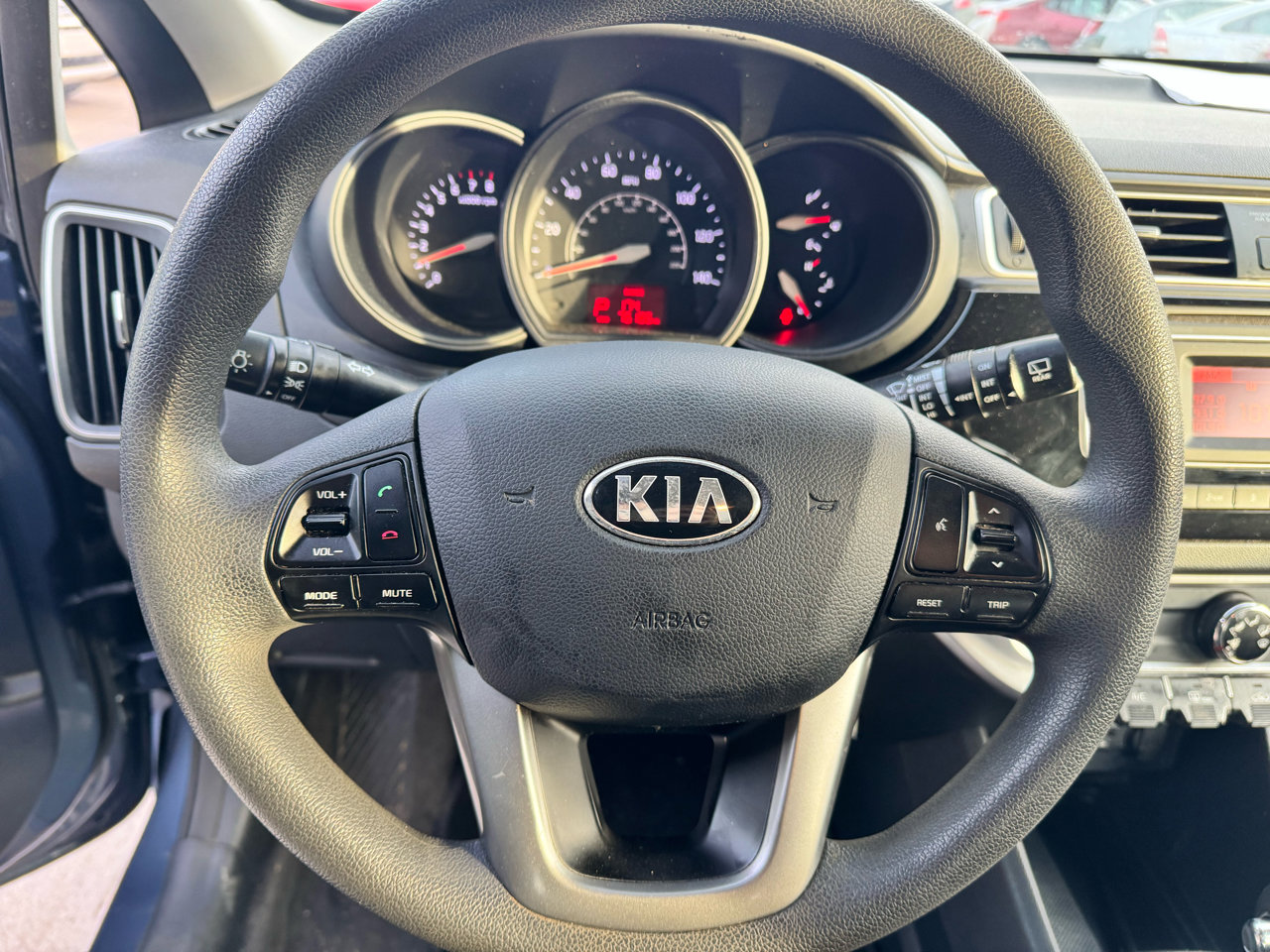 Used 2016 Kia Rio LX image 15