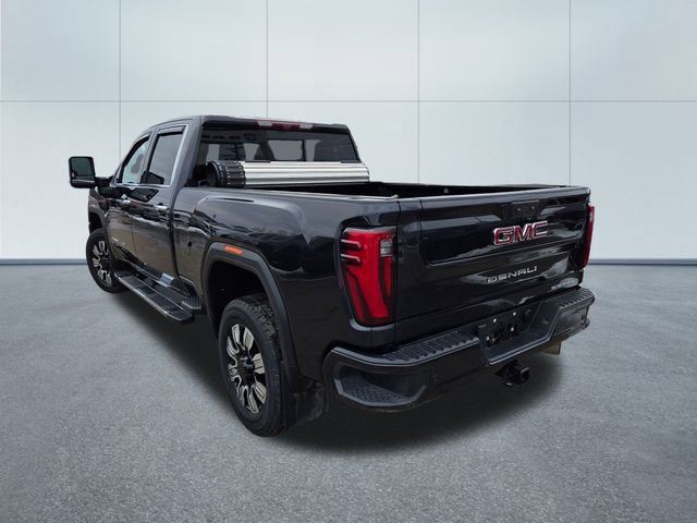 Used 2024 GMC Sierra 3500 Denali w/ Technology Package image 5
