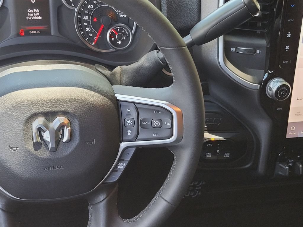 Used 2025 RAM 2500 Big Horn AWD/4WD image 13