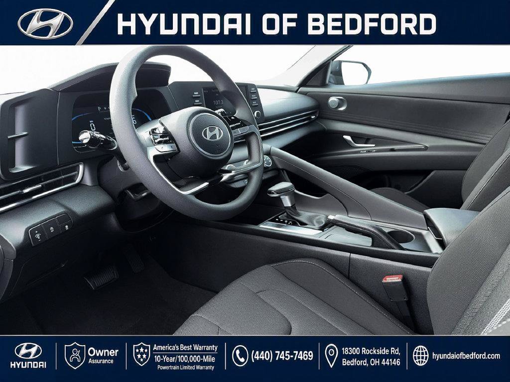 New 2026 Hyundai Elantra SE FWD image 17