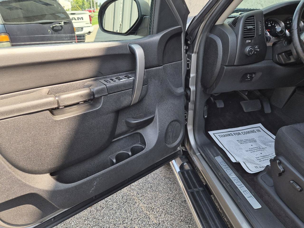 Used 2013 Chevrolet Silverado 2500 LT w/ Z71 Appearance Package AWD/4WD image 15