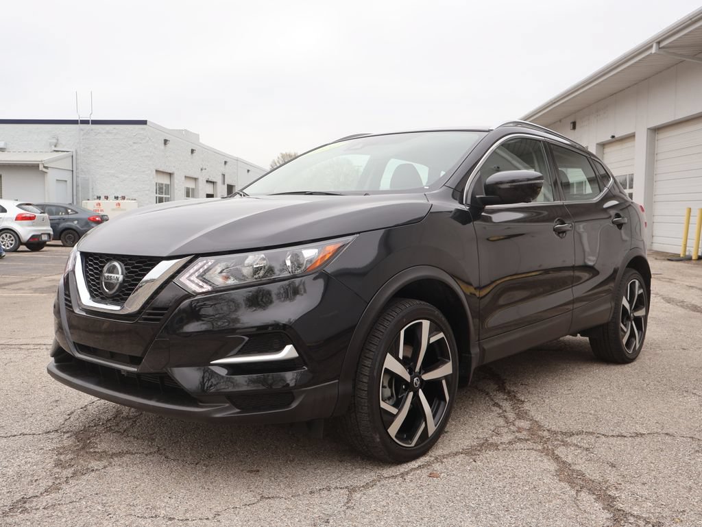 Used 2022 Nissan Rogue Sport SL AWD/4WD image 4