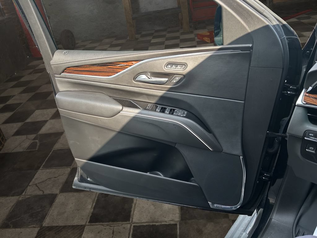 Certified 2021 Cadillac Escalade Premium Luxury w/ Driver Assist Tech Package AWD/4WD image 23