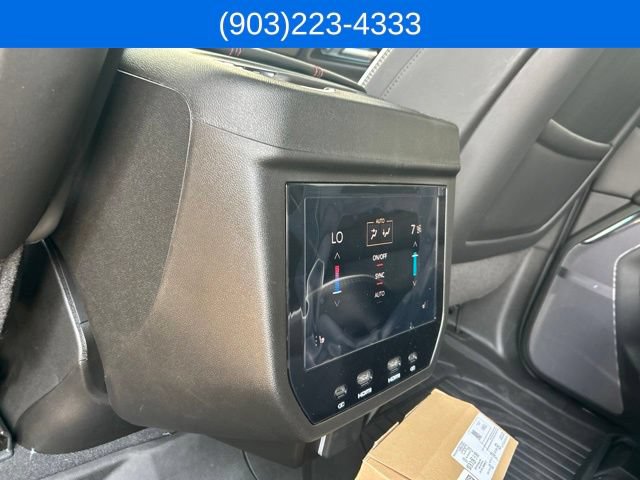 Used 2026 GMC Yukon AT4 Ultimate w/ LPO, Floor Liner Package AWD/4WD image 42