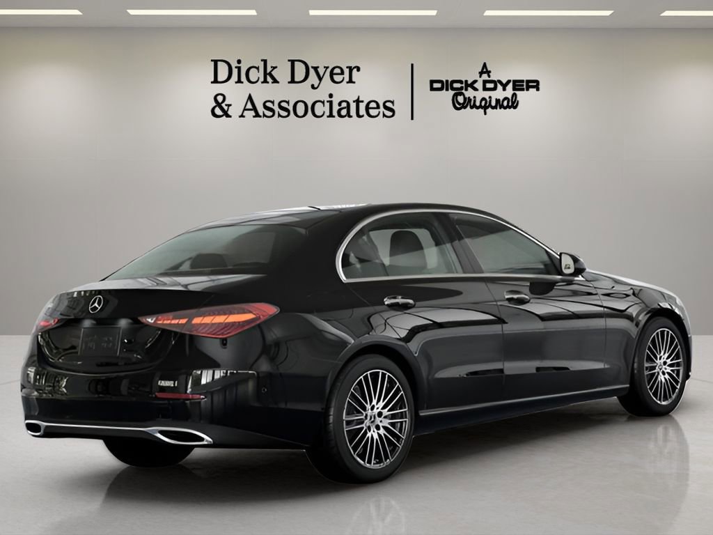 Used 2025 Mercedes-Benz C 300 Sedan image 16