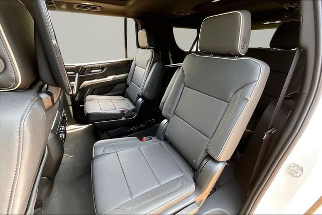 New 2026 GMC Yukon XL Elevation w/ Elevation Premium Package AWD/4WD image 10