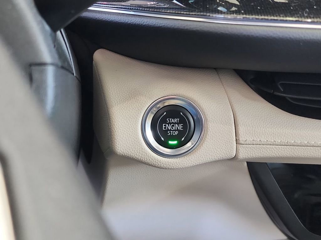 Certified 2021 Buick Envision Essence w/ Technology Package I image 17
