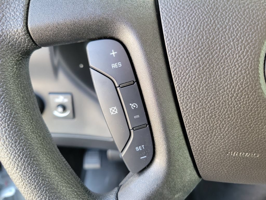 New 2026 Chevrolet Express 2500 w/ Communications Package RWD image 5