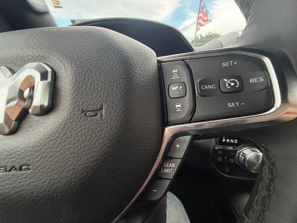 Used 2026 RAM 1500 Laramie AWD/4WD image 17