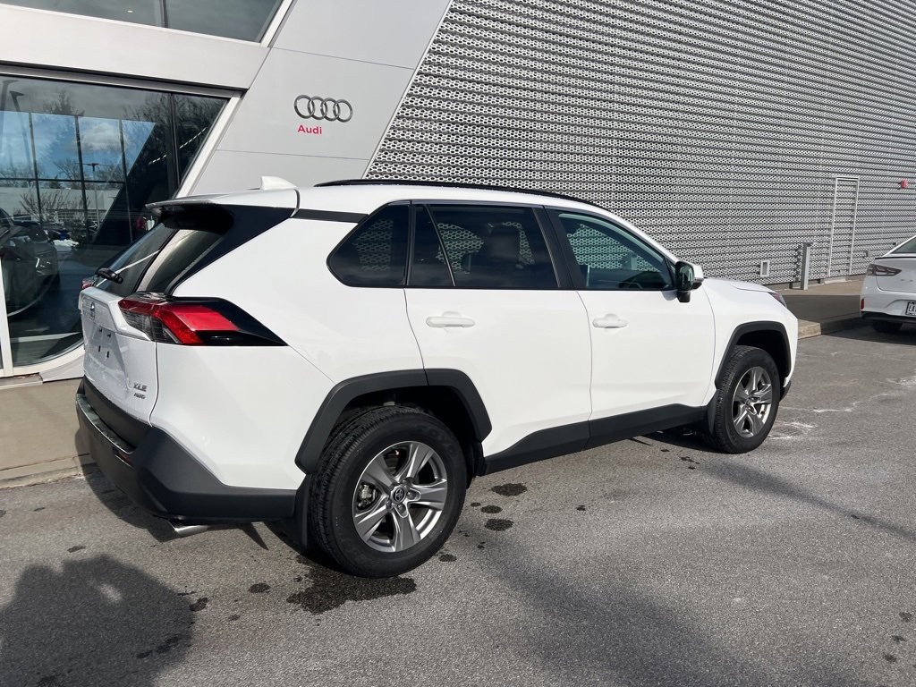 Used 2024 Toyota RAV4 XLE image 22