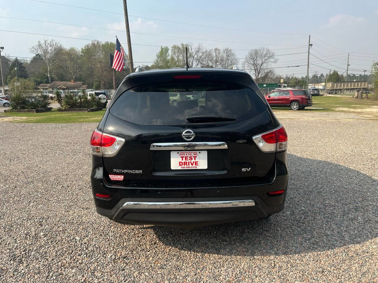 Used 2015 Nissan Pathfinder SV w/ Cargo Package image 7