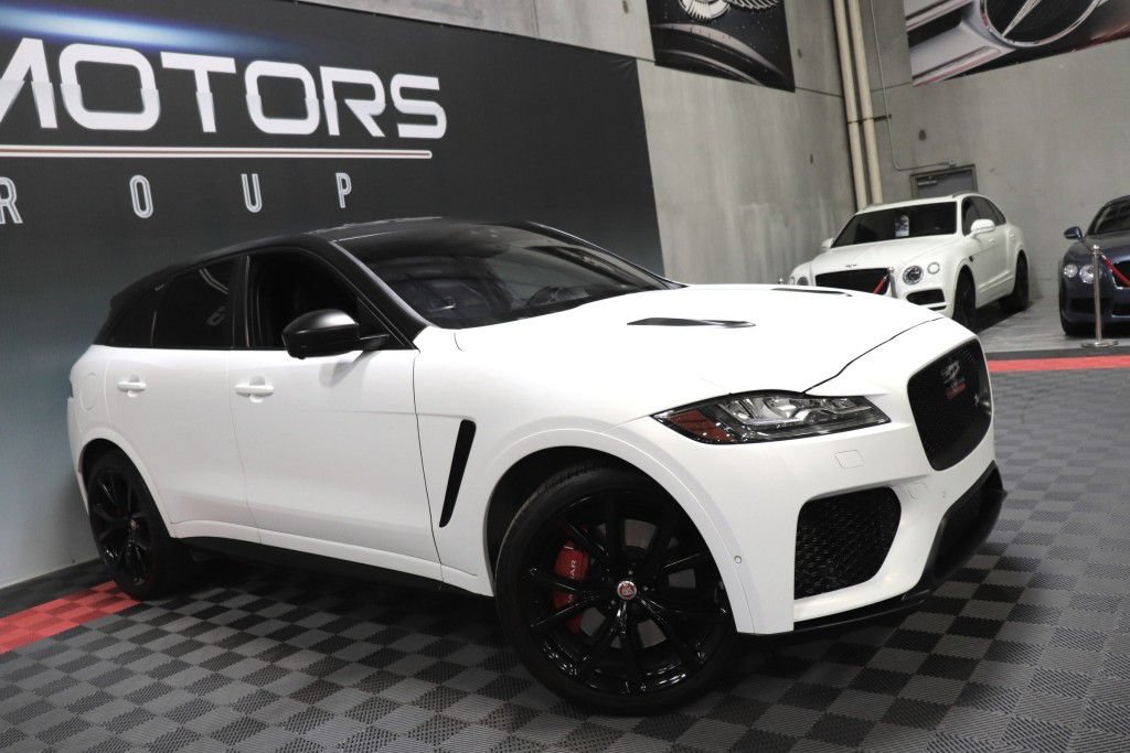 Used 2020 Jaguar F-PACE SVR AWD/4WD image 11
