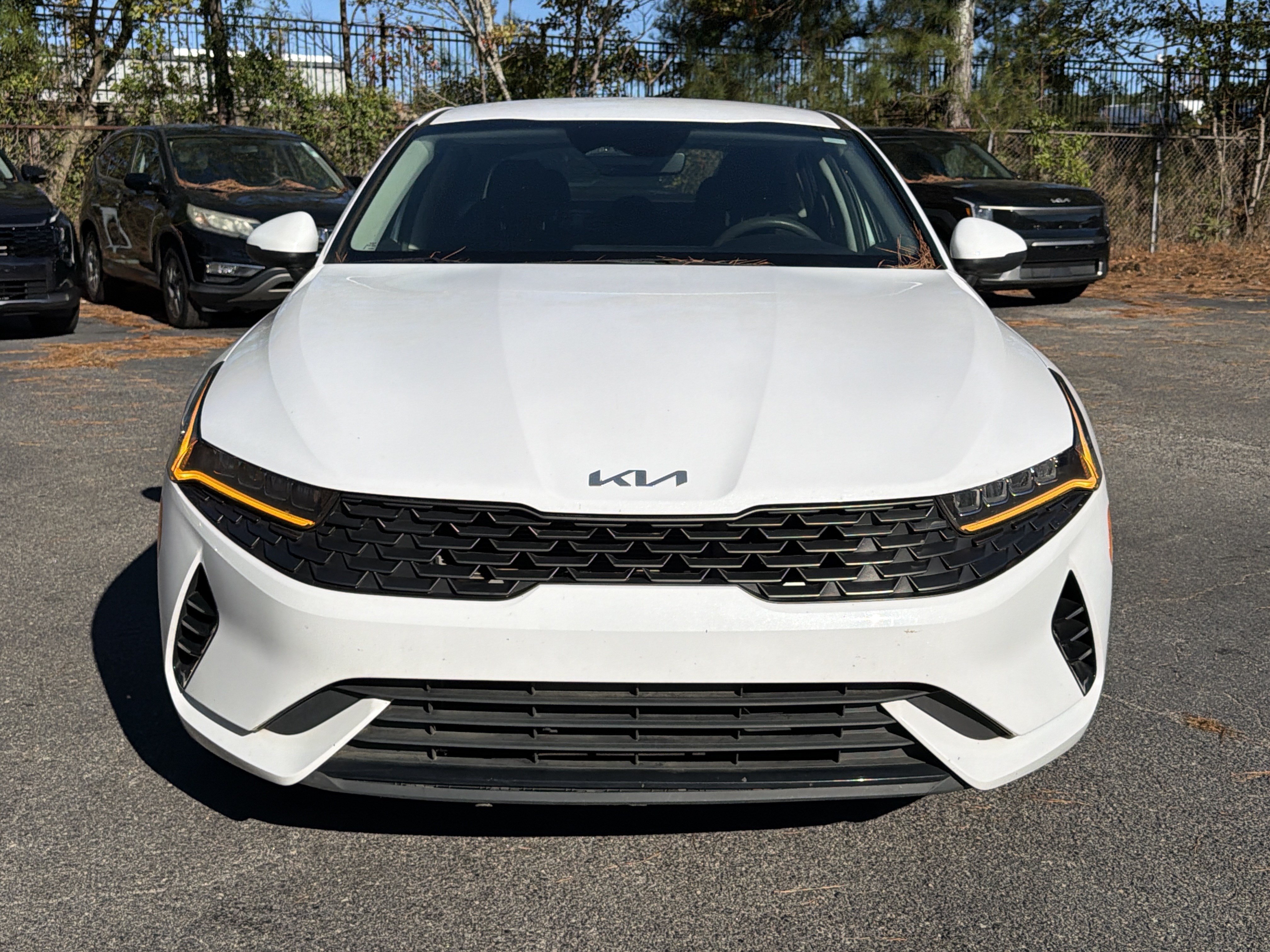 Used 2022 Kia K5 LXS FWD image 2