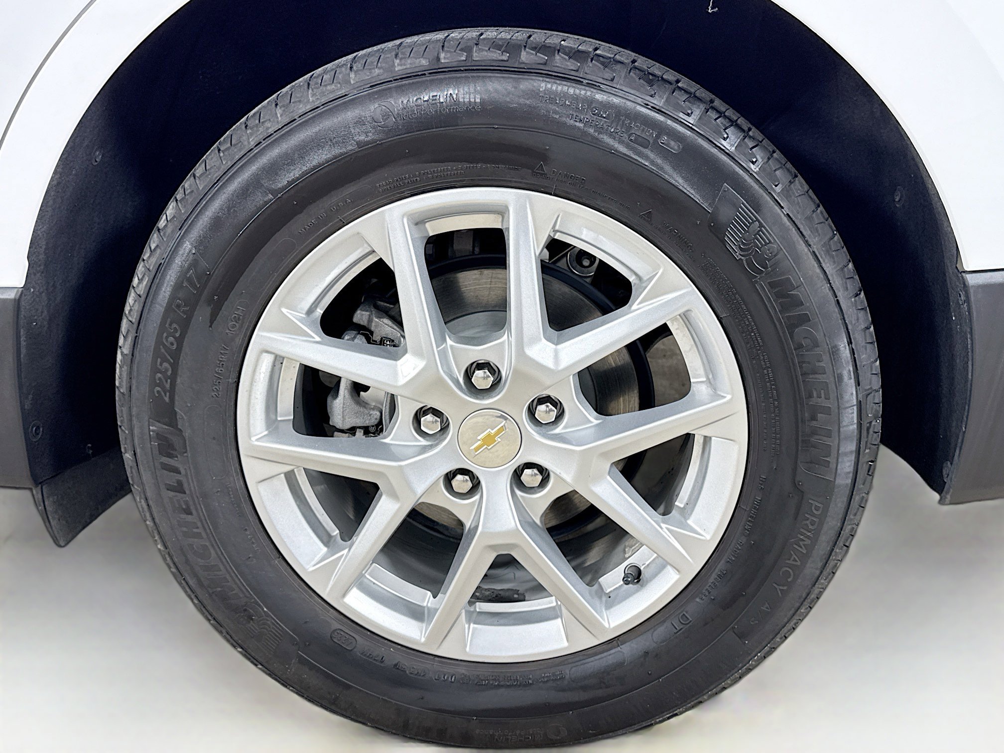 Used 2024 Chevrolet Equinox LS image 31