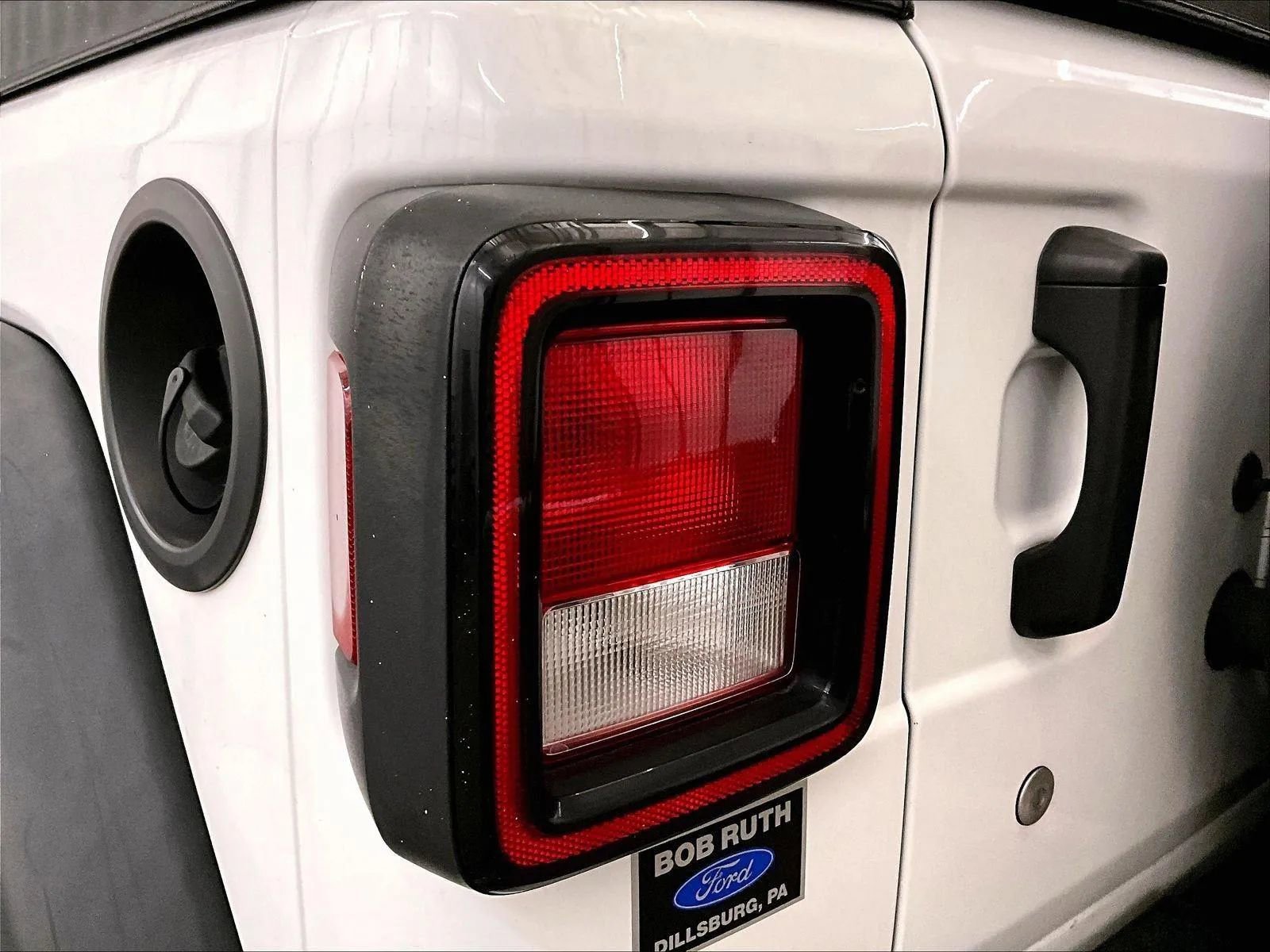 Used 2018 Jeep Wrangler Unlimited Sport S image 28