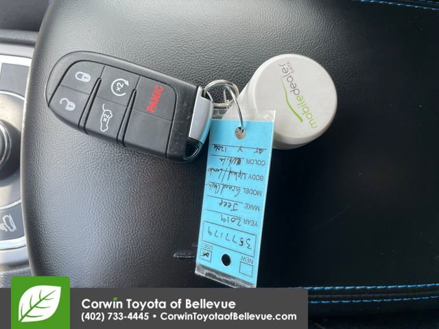 Used 2019 Jeep Grand Cherokee Laredo AWD/4WD image 16