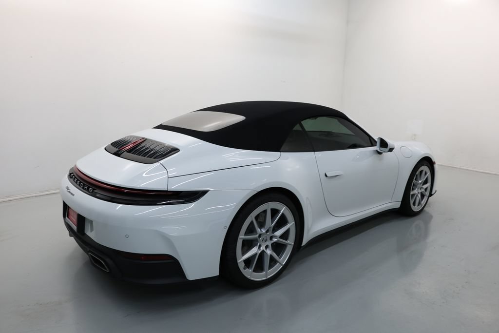 Used 2025 Porsche 911 Carrera RWD image 57